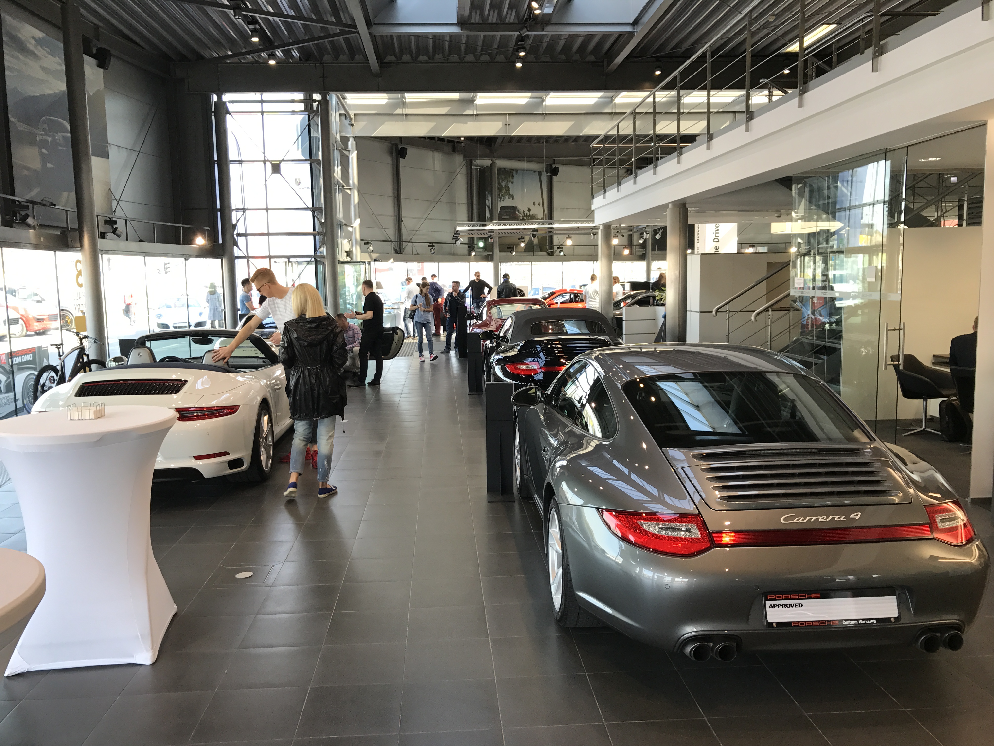 Relacja | Wystawa używanych aut w Porsche Centrum Warszawa